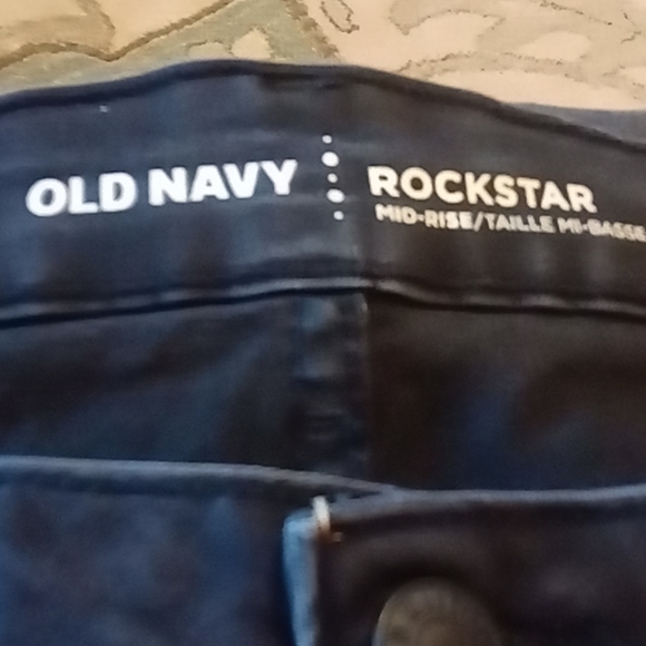 👖 The Perfect Black Jeans - Picture 3 of 4